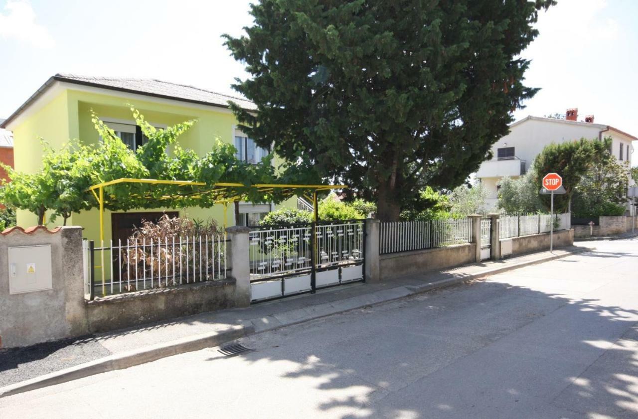 Two Bedroom Apartment, Nice Neighborhood, Free Parking, Wifi Pula Bagian luar foto